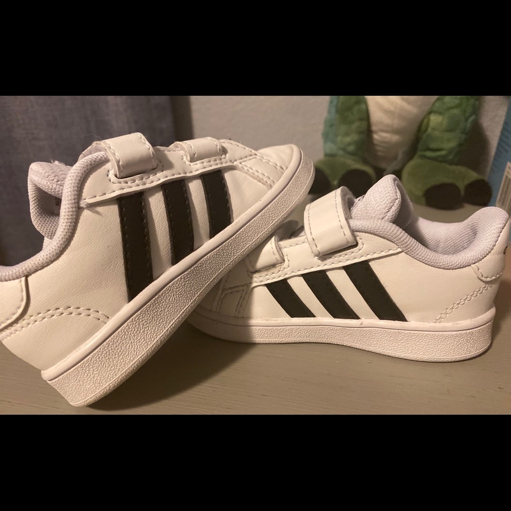 Toddler Athletic Shoe